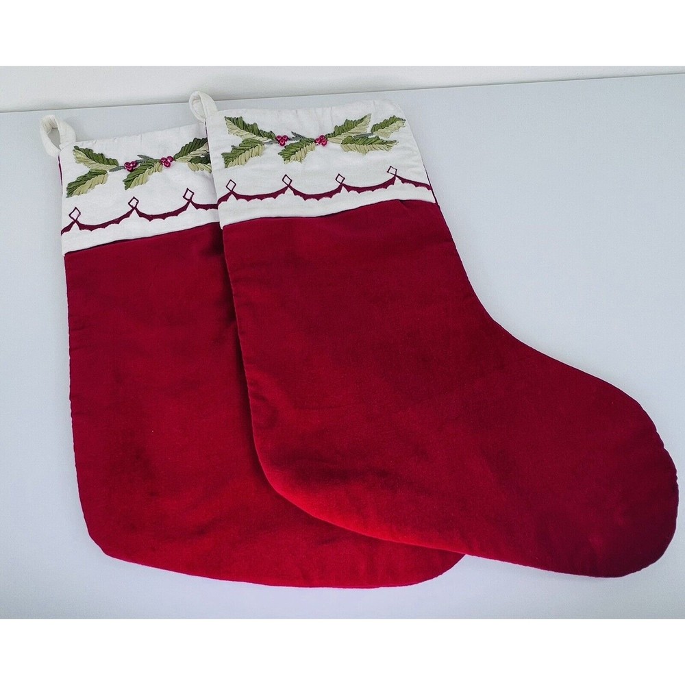 2004 Boyds Home Red Christmas Stockings Embroidered Beaded Holly Set of 2